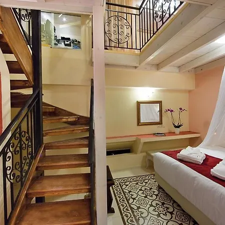 In Art Boutique Hotel 4*
